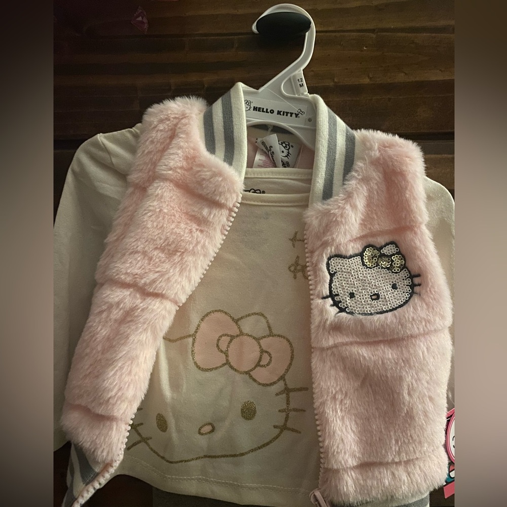 HELLO KITTY Baby Girl Set - Picture 2 of 10